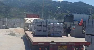 安徽 芝麻白仿形路沿石，直形路沿石