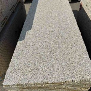 安徽 黄金麻花岗岩荔枝面毛板，半成品