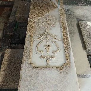 安徽 黄金麻花岗岩异形加工雕刻栏杆大柱