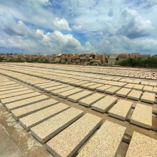 安徽 黄金麻花岗岩荔枝面地铺石防护中