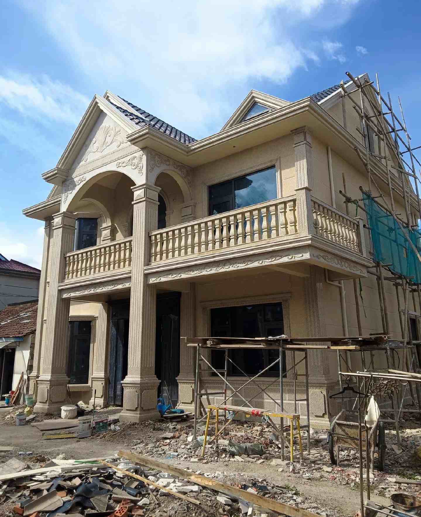 安徽 黄金麻花岗岩石材私人别墅雕花门楼柱阳台栏杆