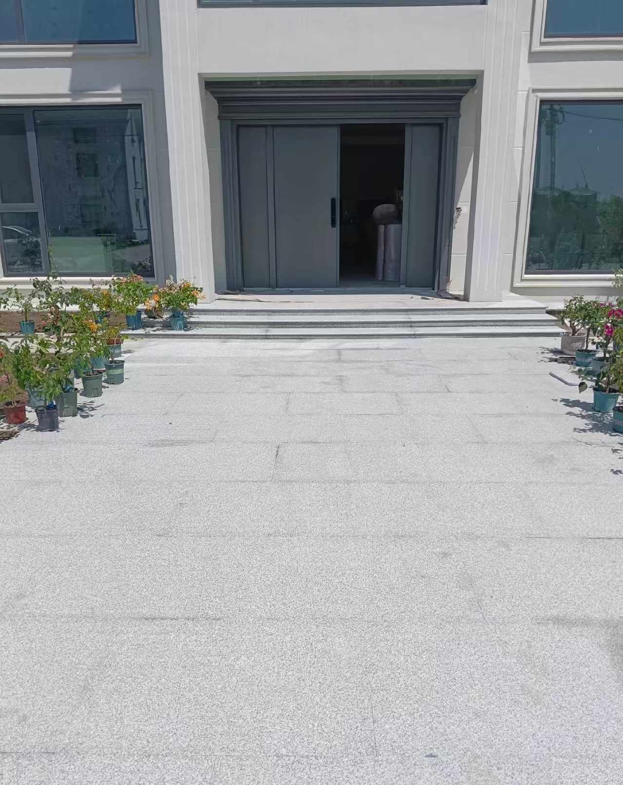 安徽 芝麻白花岗岩地铺石地面铺装