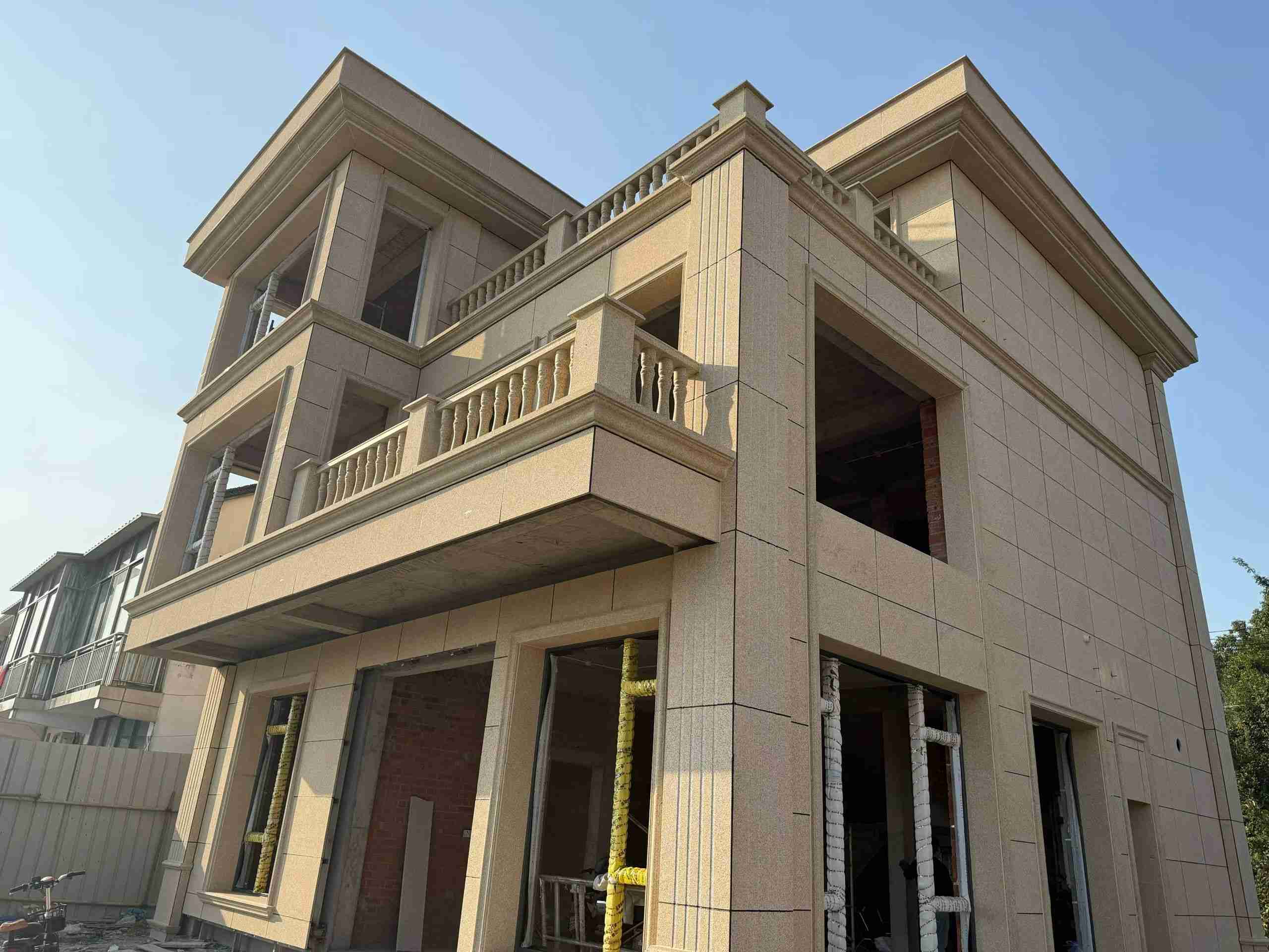 安徽 黄金麻花岗岩石材荔枝面外墙干挂效果展示