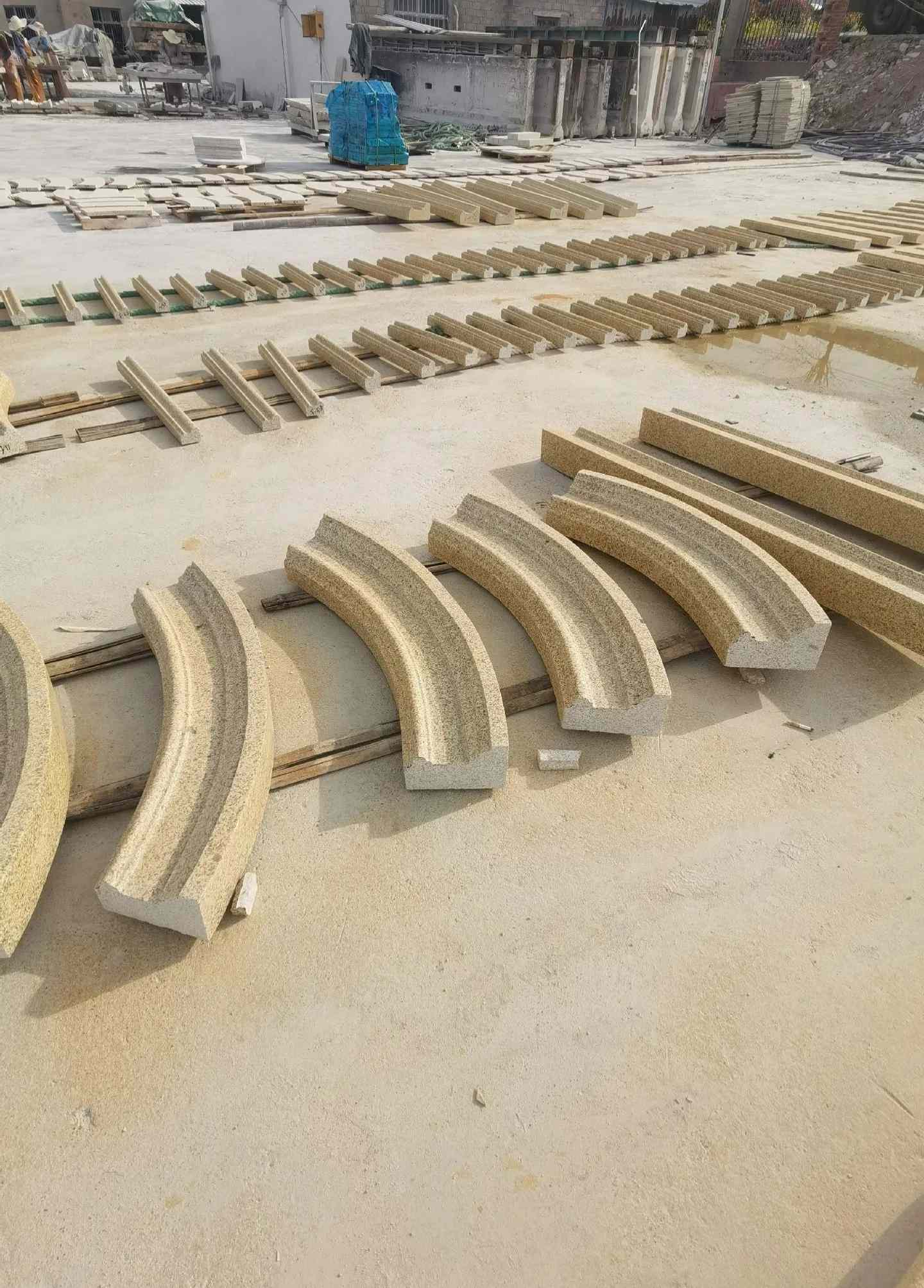 安徽 黄金麻花岗岩别墅线条