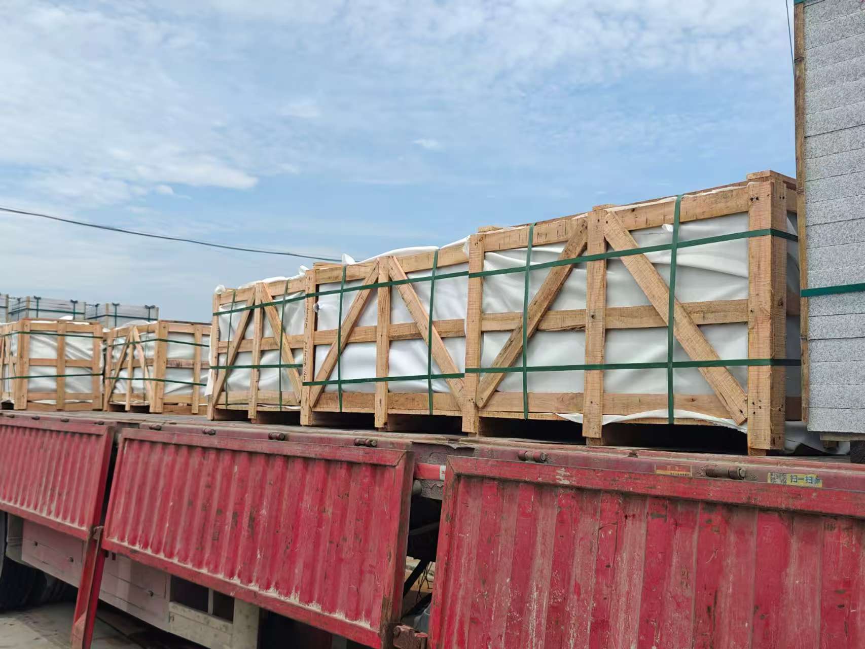 安徽 芝麻白花岗岩地铺石出口专车-泰国游