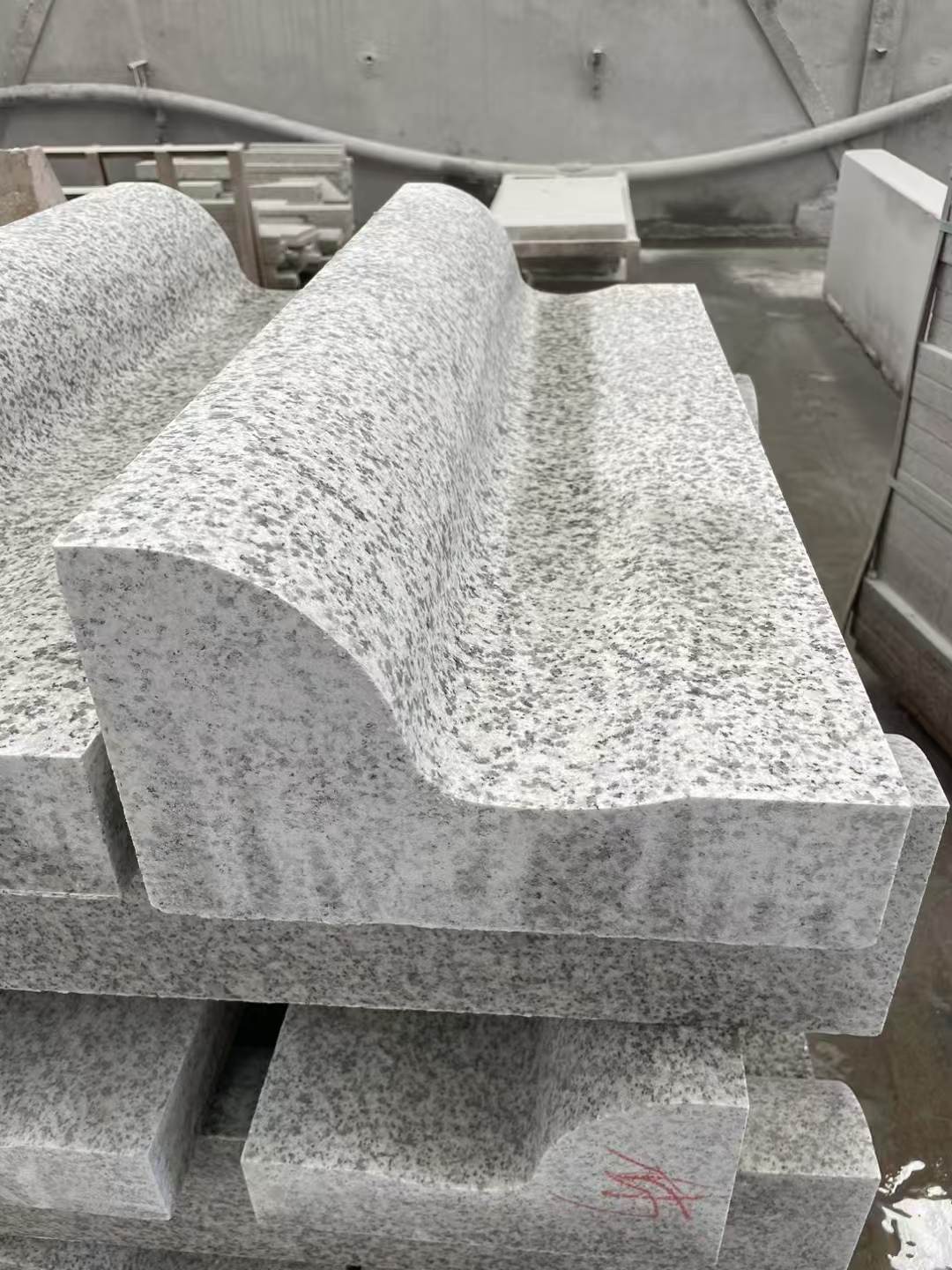 安徽 白麻花岗岩S型路沿石，路侧石，马路牙子等